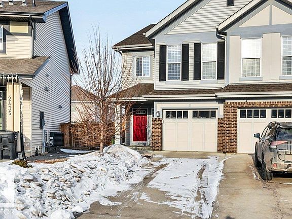 2nd image of 2437 Cassidy Way SW