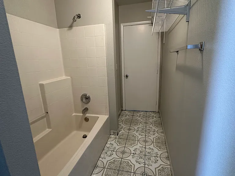 4160 Country Garden Ave — Photo 19