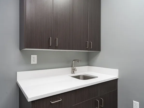 845 Newark Avenue image 19 of 38