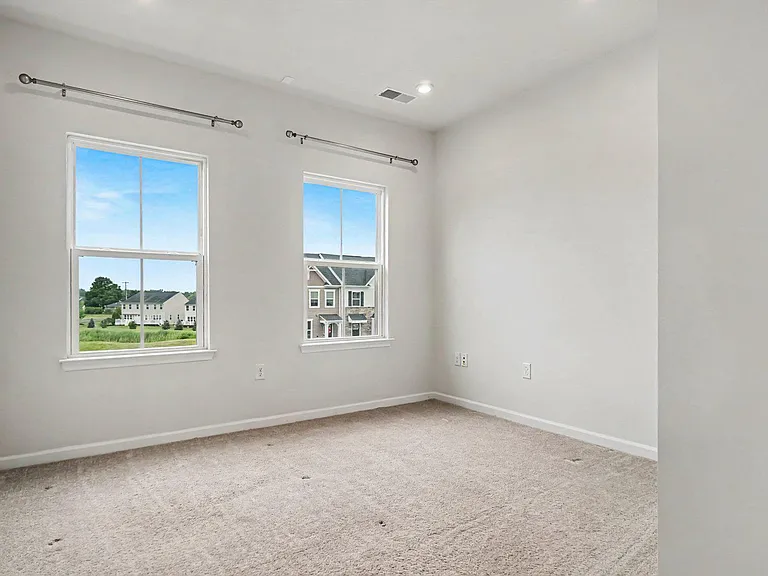 165 Peter Ln — Photo 17