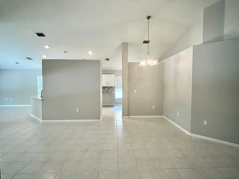 6818 Winslow St — Photo 16