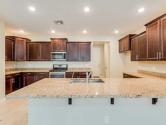 5th image of 10638 W Pinchot Ave