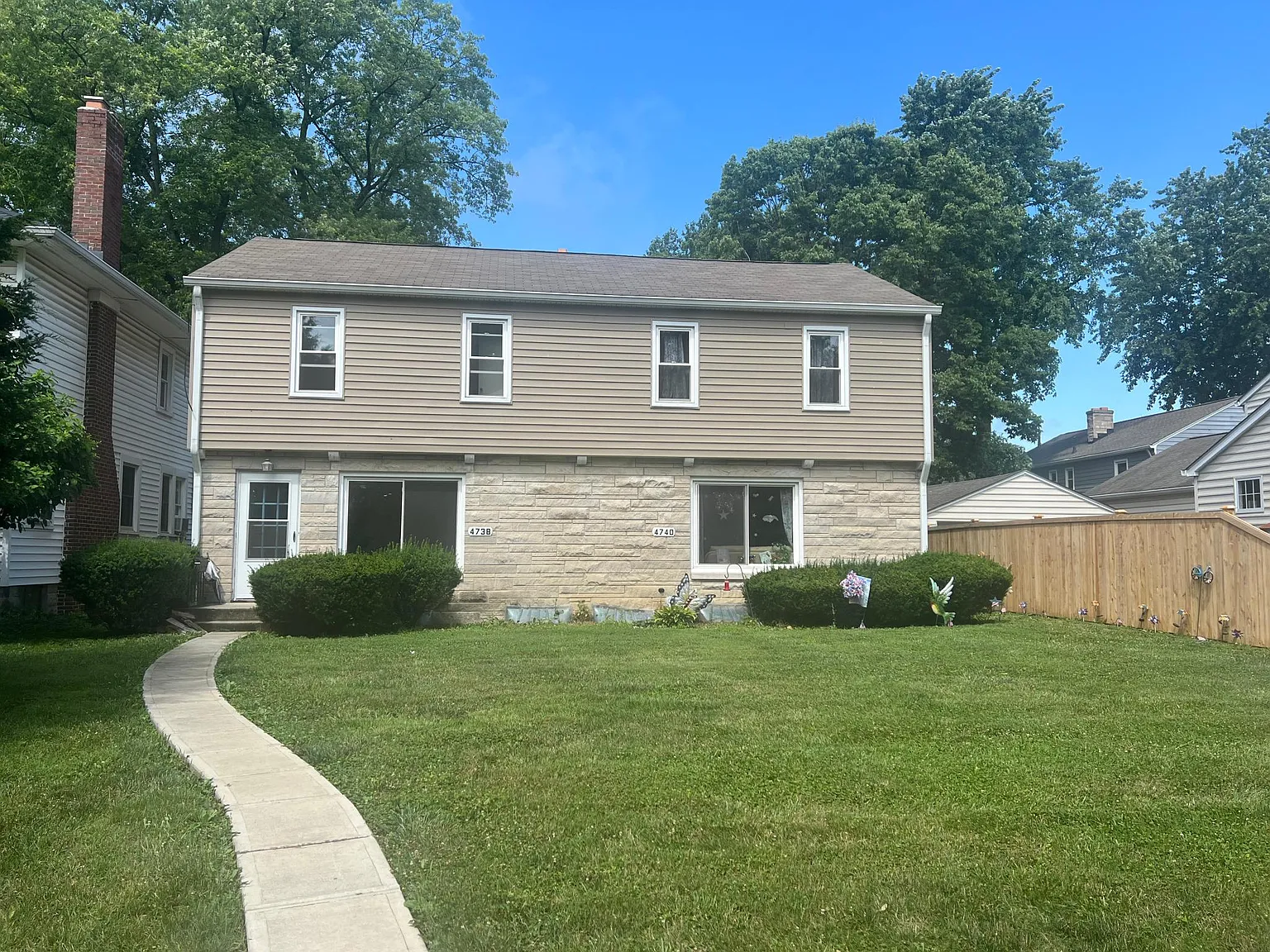 2 bed, 1.5 bath, 1060 sqft, $1,375 — Photo 1