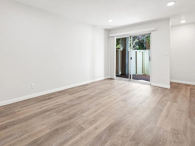 10376 Almayo Ave — Photo 57