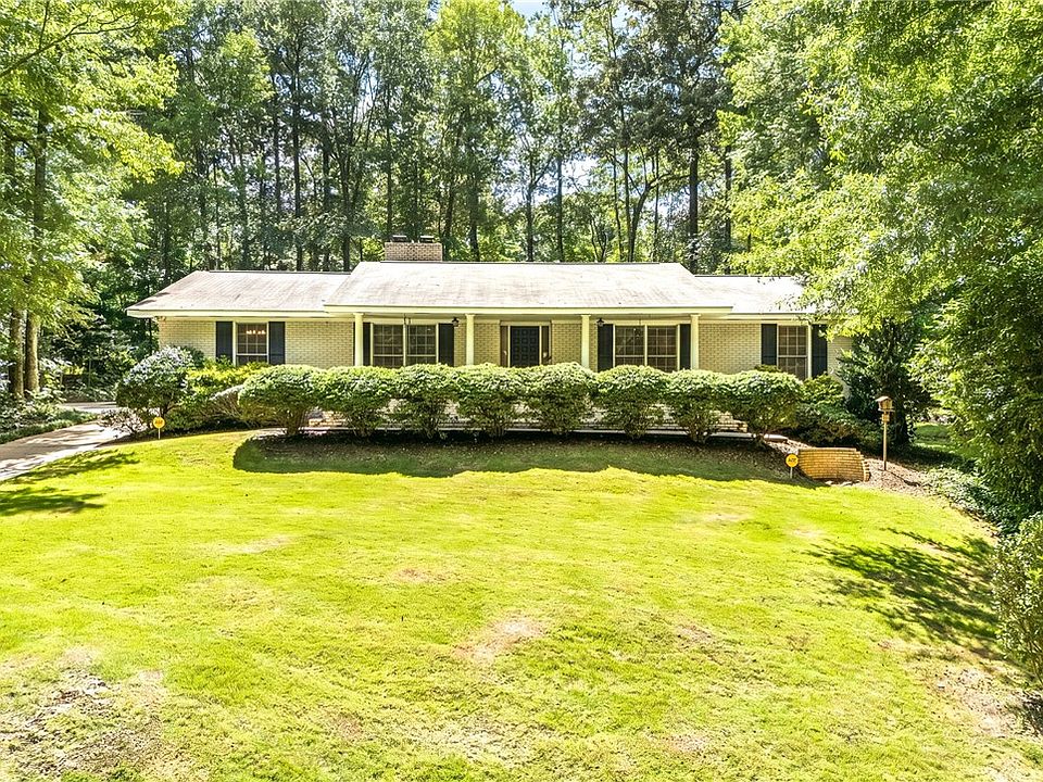 1st image of 1305 Hickory Ln