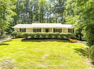 1305 Hickory Ln, Auburn, AL 36830