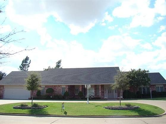 1st image of 301 NW 32nd St