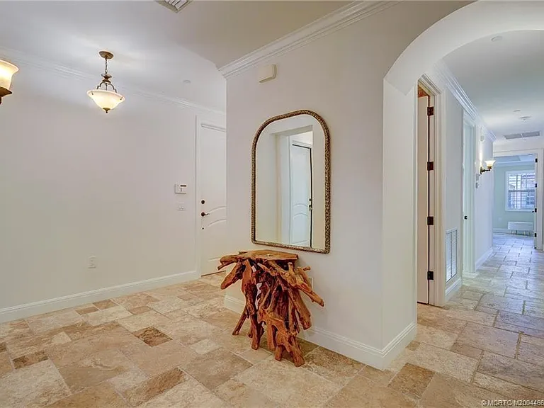 1528 NE Outrigger Landings Dr #208 — Photo 35
