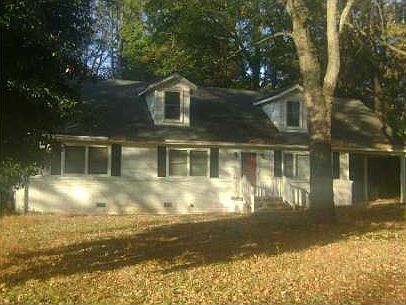 1st image of 2407 Princess Ln SE