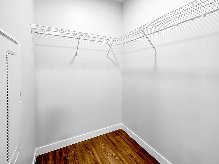Urbane115 Apartments — Photo 21