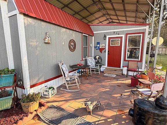 2nd image of 9022 Dairyland Heights Rd