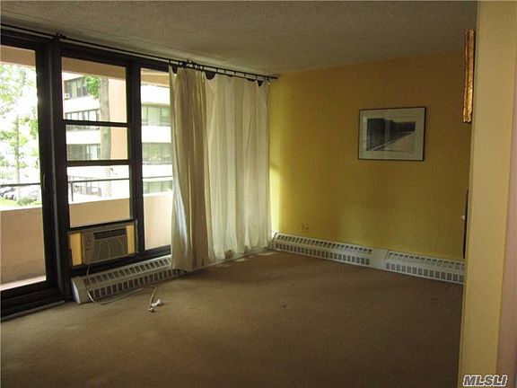 4th image of 1034 166th St APT 4B