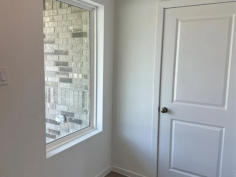 15131 Willowater Dr — Photo 23