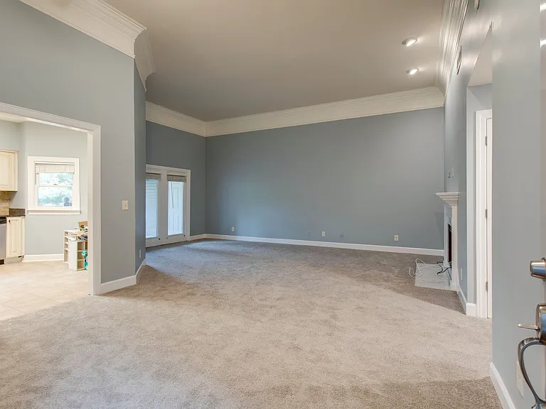 209 Ashlawn Ct #209 — Photo 4