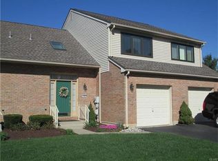3263 Oakland Square Dr, Bethlehem, PA 18020