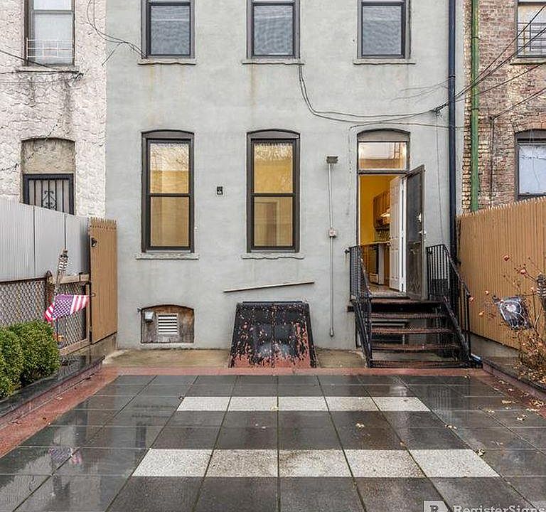2nd image of 1884 Dekalb Ave