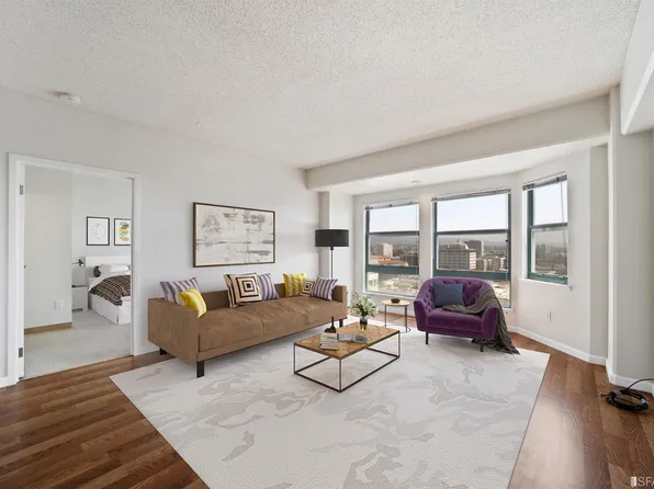 988 Franklin St APT 1202, Oakland, CA 94607