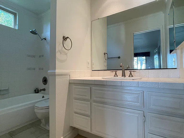 1643 Mankato Ct — Photo 28