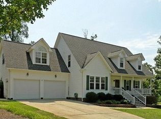 215 Susan Dr, Garner, NC 27529