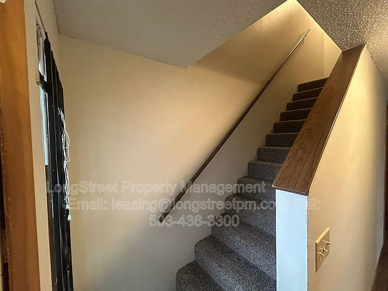 3201 SE Wake St #1 — Photo 7