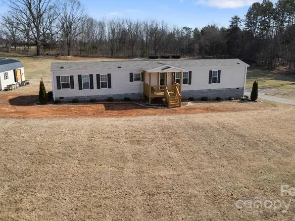 87 Firemens Ln, Taylorsville, NC 28681