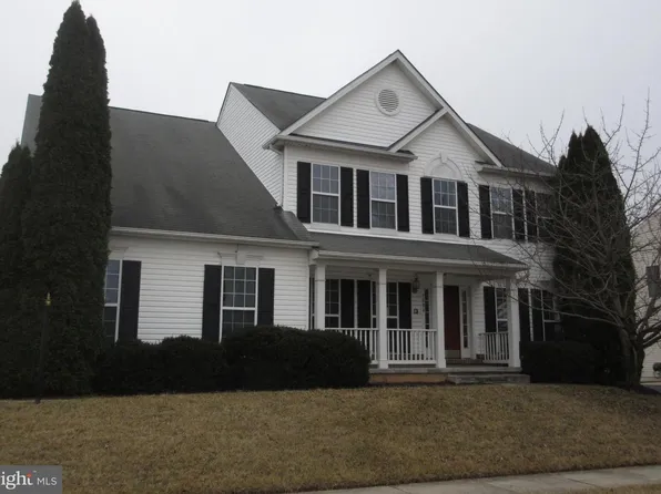7604 Pinewild Rd, Seven Valleys, PA 17360