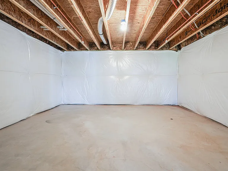 2085 Pomona Way — Photo 23