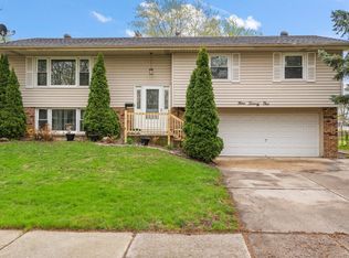 921 Harrison Pl, Dyer, IN 46311
