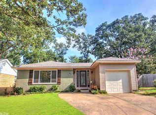 821 Skyline Dr, N Little Rock, AR 72116
