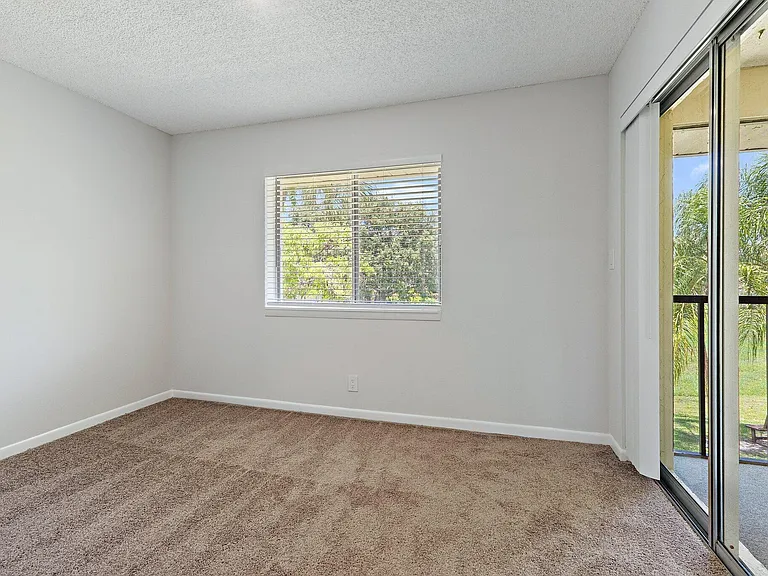 6531 Chasewood Dr #H — Photo 18