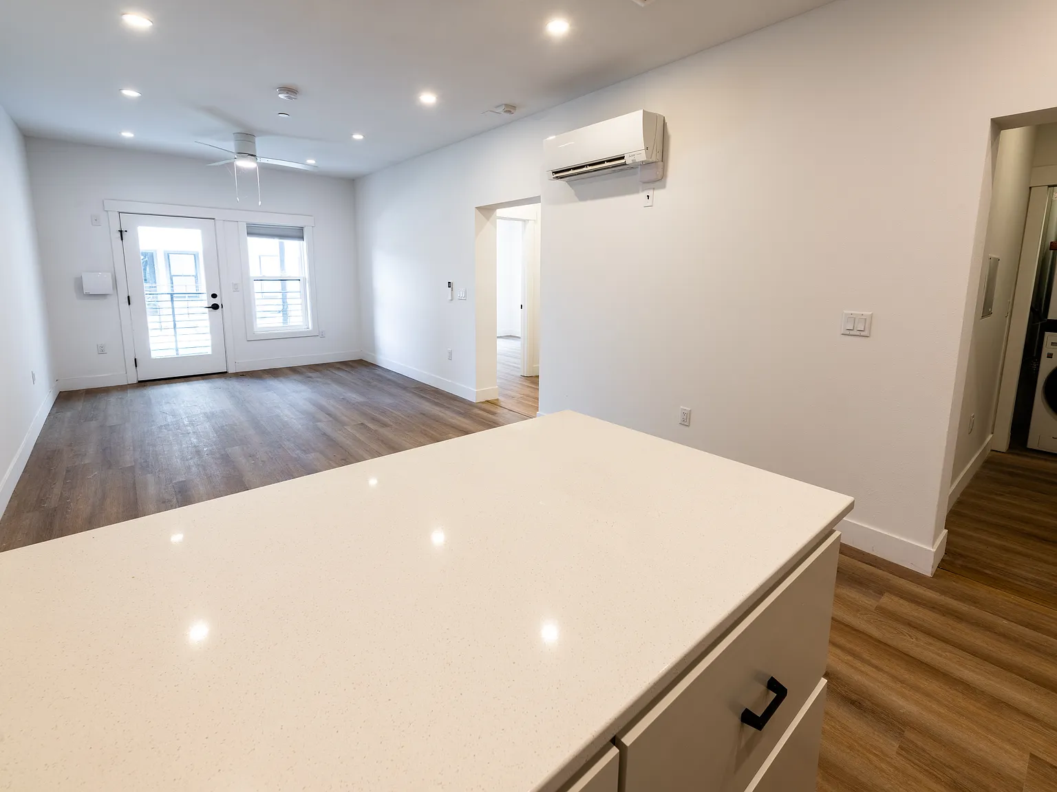 The Midland Apartments — Photo 3