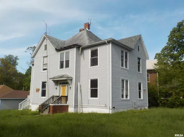 301 N Springer St, Carbondale, IL 62901
