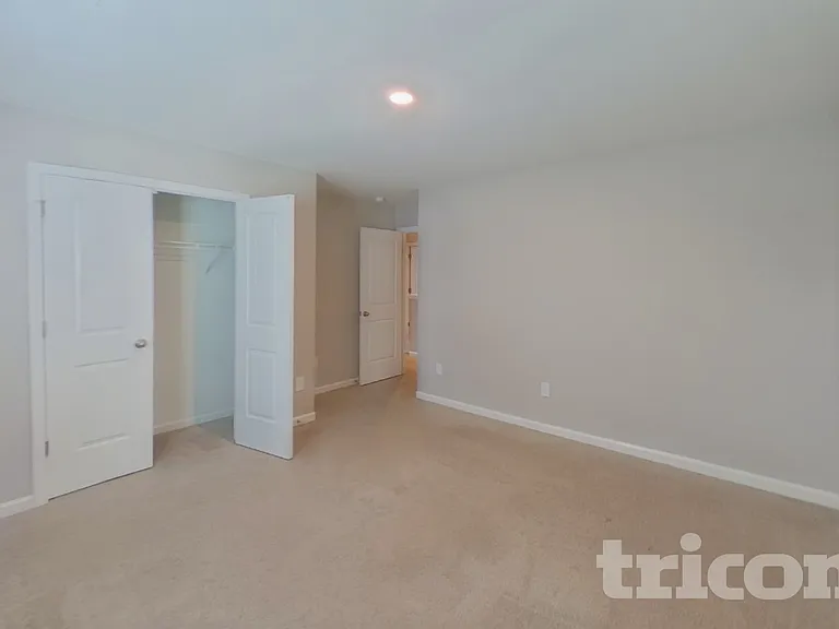 2118 Southlea Dr — Photo 9