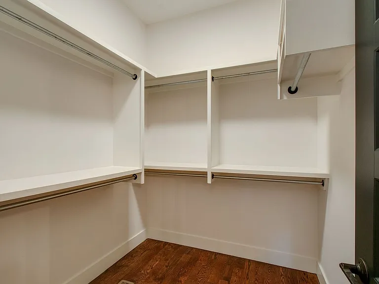 513B Weakley Ave — Photo 24