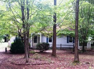 6677 Clark Rd, Powhatan, VA 23139