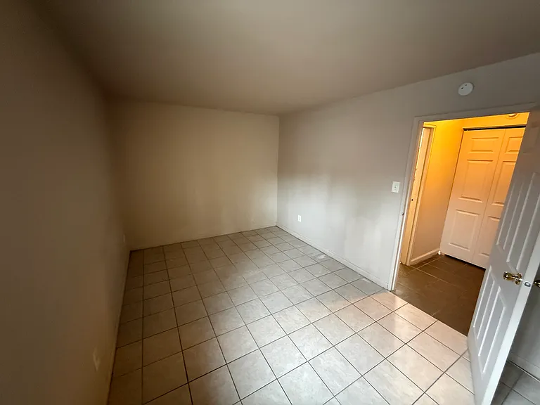 2310 Baynard Boulevard — Photo 4