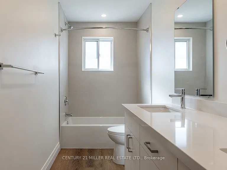 477 Valleyview Cres #A — Photo 11