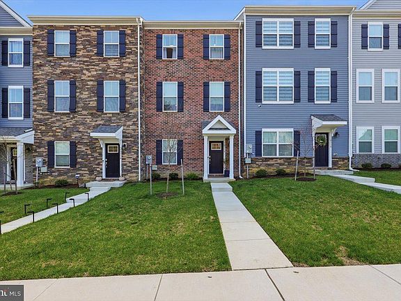 2nd image of 10316 Serenade Ct