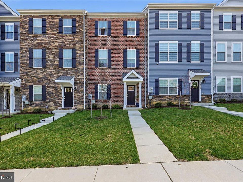 1st image of 10316 Serenade Ct