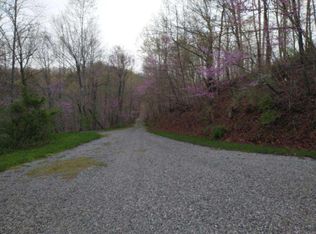 68 Sand Hill Rd, Manchester, KY 40962