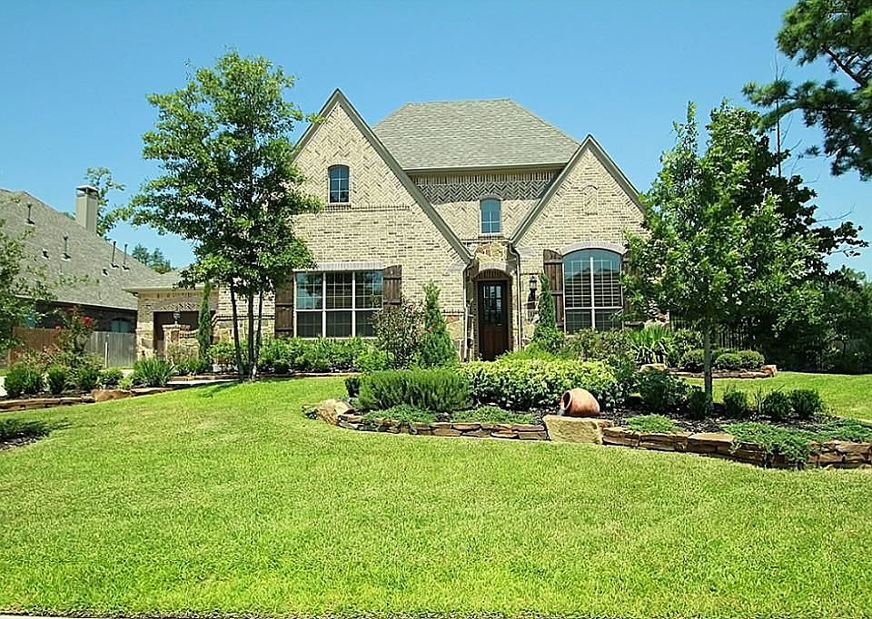 1st image of 139 Stonehedge Pl