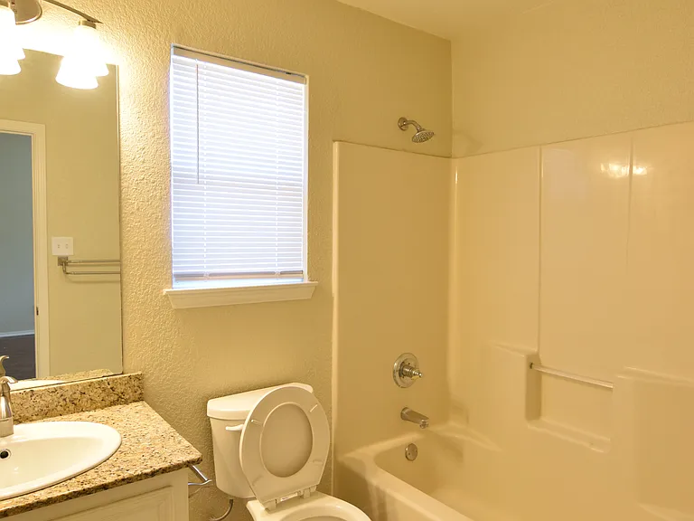 2802 Wesley Dr — Photo 19