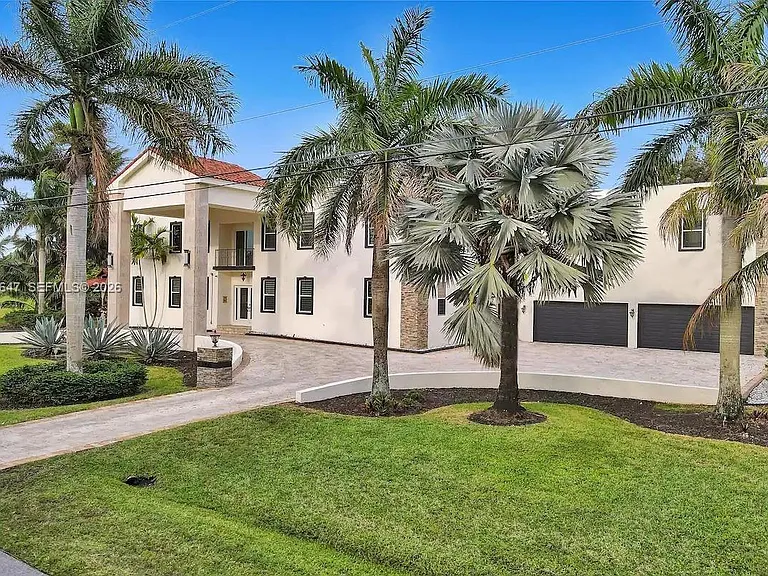 1430 NW 114th Ave — Photo 10