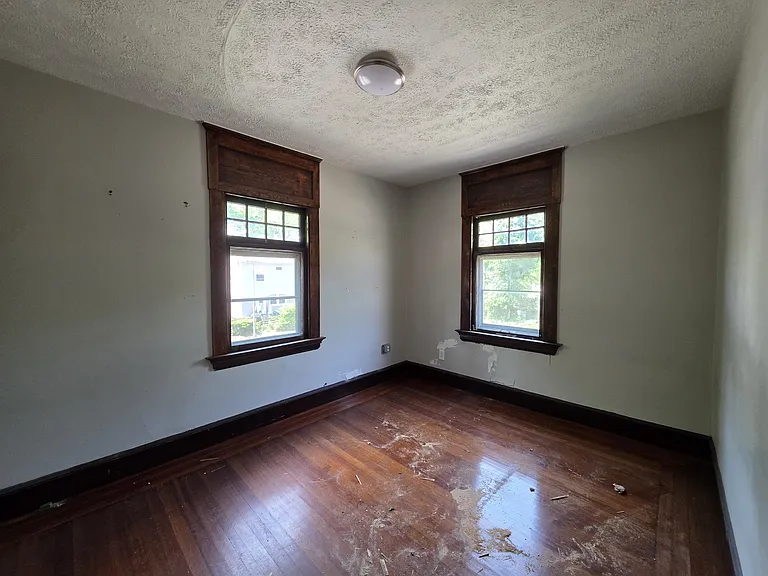 705 George St #B — Photo 10