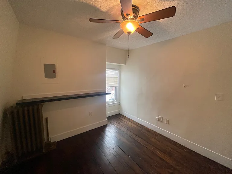 143 Highland Ave #3B — Photo 9