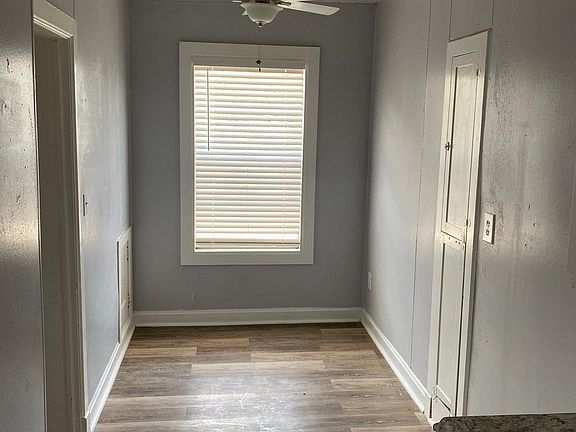 3rd image of 104 S Armenia Ave