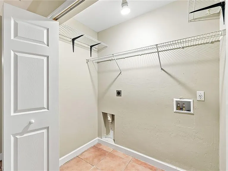 4438 Pine Lake Rd — Photo 27