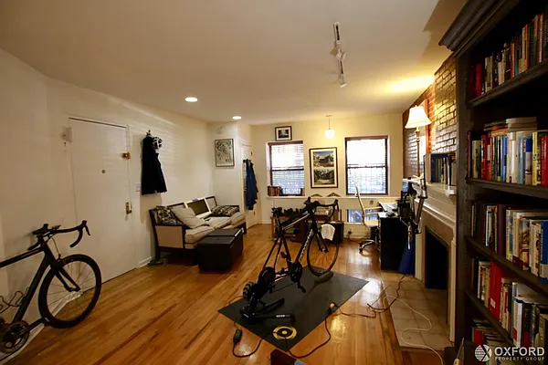 Rented by Oxford Property Group | media 5