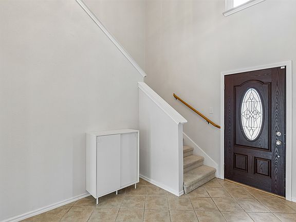 5th image of 2824 High Pointe Blvd
