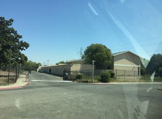 5909 Mack Rd, Sacramento, CA 95823